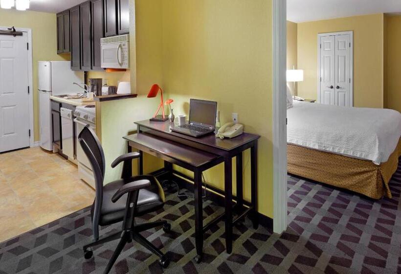 هتل Towneplace Suites Joplin