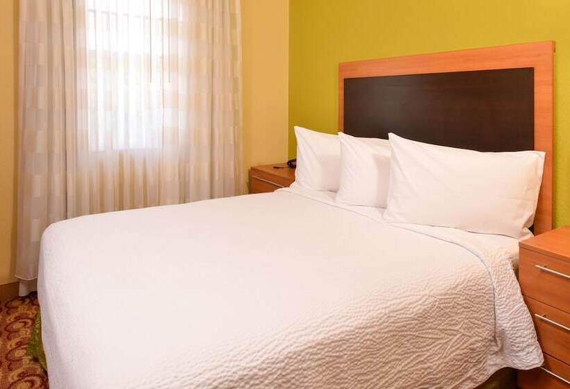 هتل Candlewood Suites Miami Lakes, An Ihg