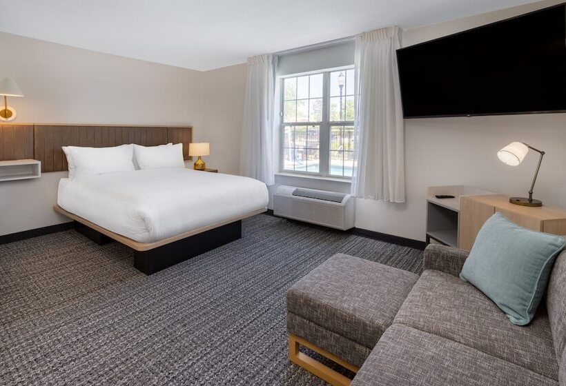 هتل Towneplace Suites New Orleans Metairie