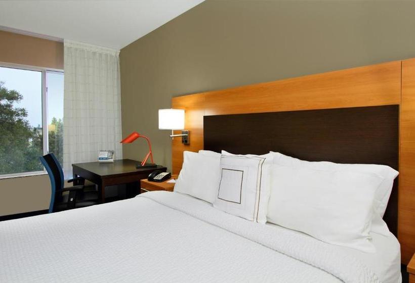 هتل Towneplace Suites Redwood City Redwood Shores