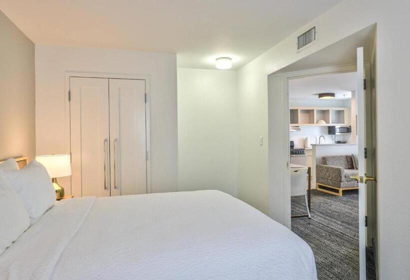בית מלון כפרי Towneplace Suites Tallahassee North/capital Circle