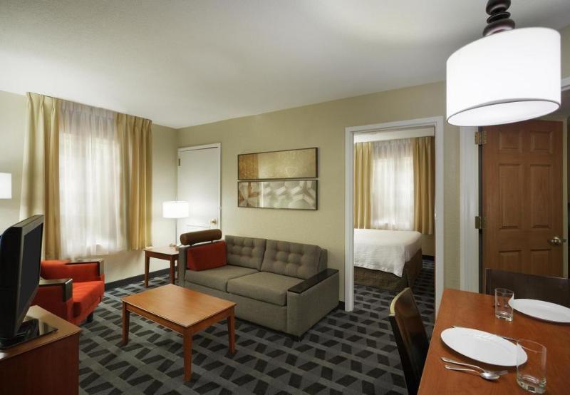 هتل Towneplace Suites Tampa North/i75 Fletcher