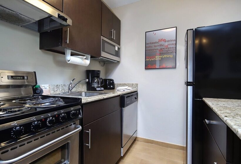 בית מלון כפרי Towneplace Suites Tucson