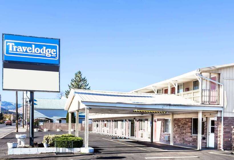 هتل Travelodge By Wyndham La Grande