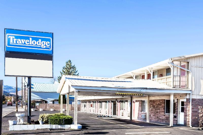 هتل Travelodge By Wyndham La Grande