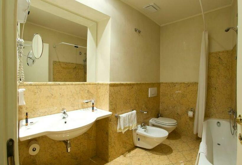 فندق Villa Fiorita