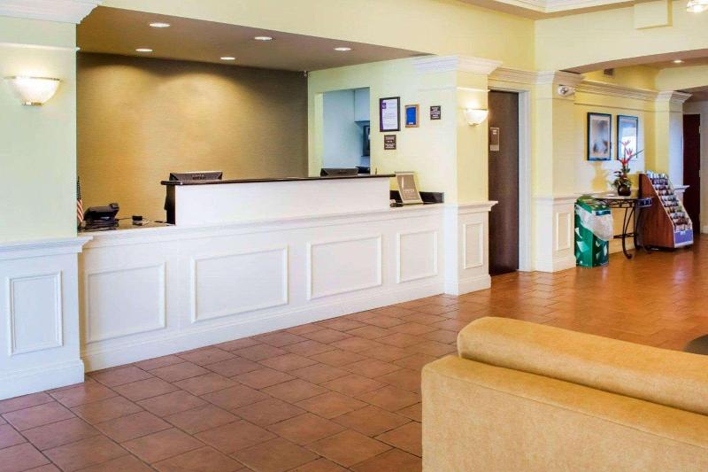 호텔 Wingate By Wyndham Dublin Near Claytor Lake State Park