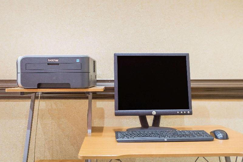 هتل Spark By Hilton Winston Salem University