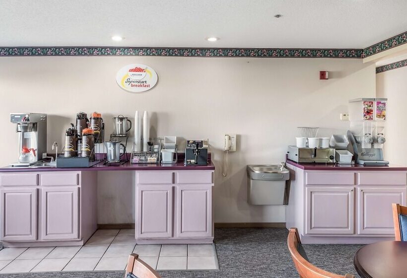 汽车旅馆  Americas Best Value Inn Wenona