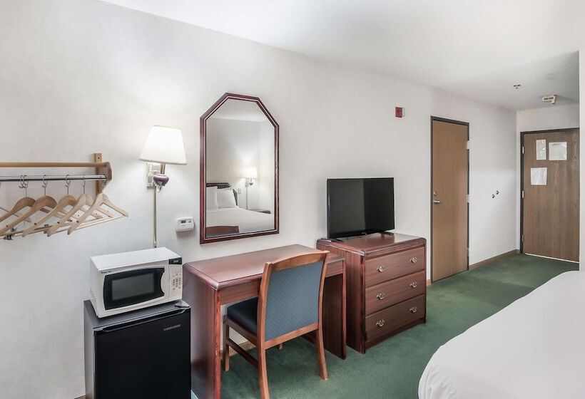 汽车旅馆  Americas Best Value Inn Wenona