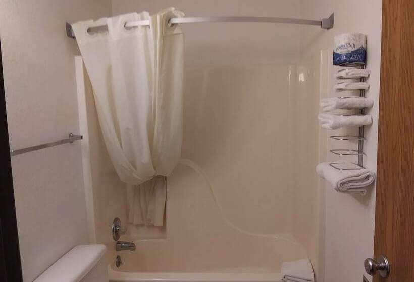 汽车旅馆  Amerihost Inn & Suites