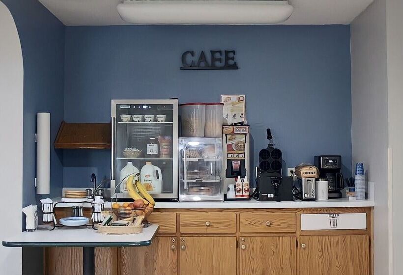 مُتل Amerivu Inn And Suites   Stanley