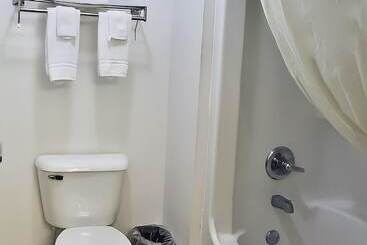 مُتل Amerivu Inn And Suites   Stanley