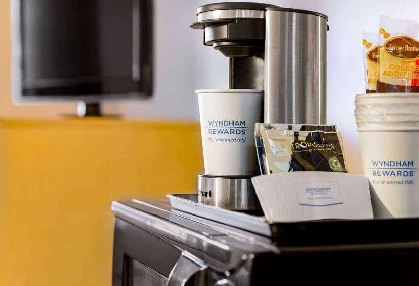 فندق على الطريق Super 8 By Wyndham Big Timber