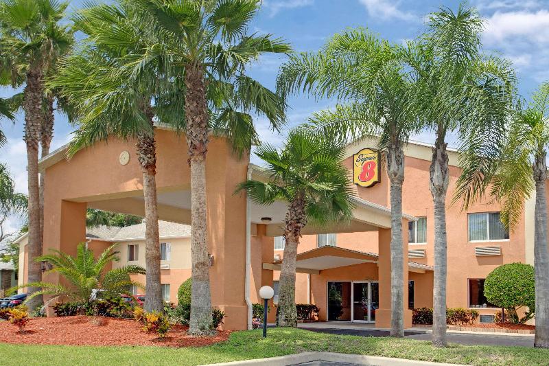 Motel Super 8 By Wyndham Daytona Beach