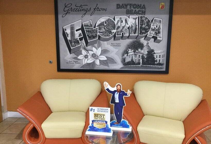 مُتل Super 8 By Wyndham Daytona Beach