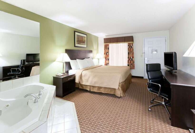 汽车旅馆 Super 8 By Wyndham Decatur/dntn/atlanta Area
