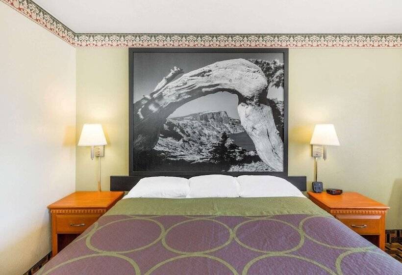 מוטל Super 8 By Wyndham Grants Pass