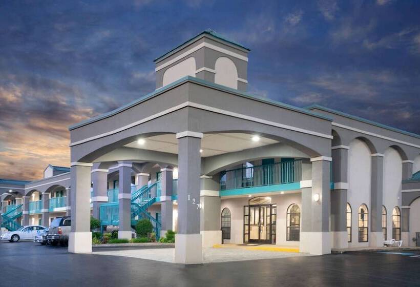 مُتل Super 8 By Wyndham Murfreesboro