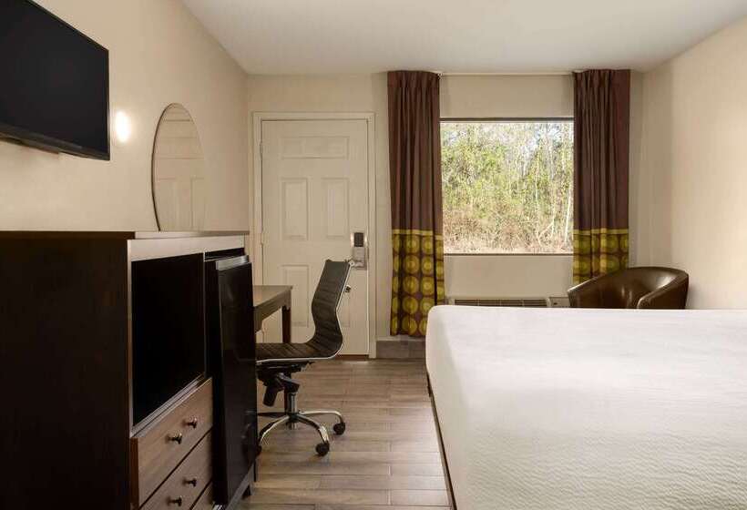 汽车旅馆 Super 8 By Wyndham Ocean Springs Biloxi