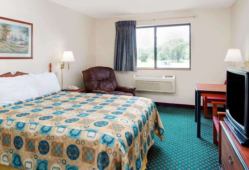 فندق على الطريق Super 8 By Wyndham Omaha Eppley Airport/carter Lake