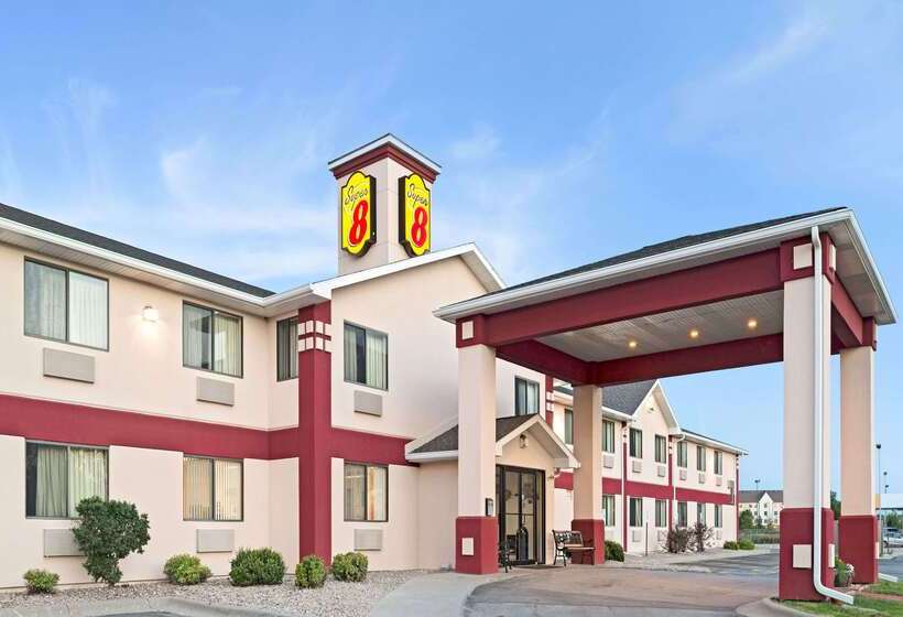 Motel Super 8 By Wyndham Omaha Eppley Airport/carter Lake