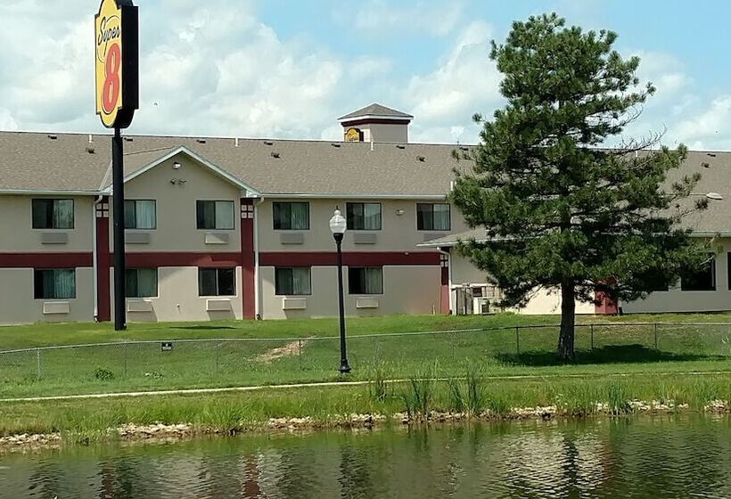 مُتل Super 8 By Wyndham Omaha Eppley Airport/carter Lake