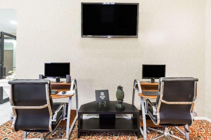 فندق على الطريق Super 8 By Wyndham Searcy Ar