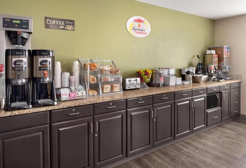 مُتل Super 8 By Wyndham Sioux Falls