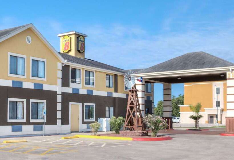 Motel Super 8 By Wyndham Victoria/north/mall Area