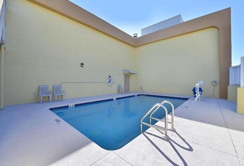 مُتل Travel Inn Winter Haven