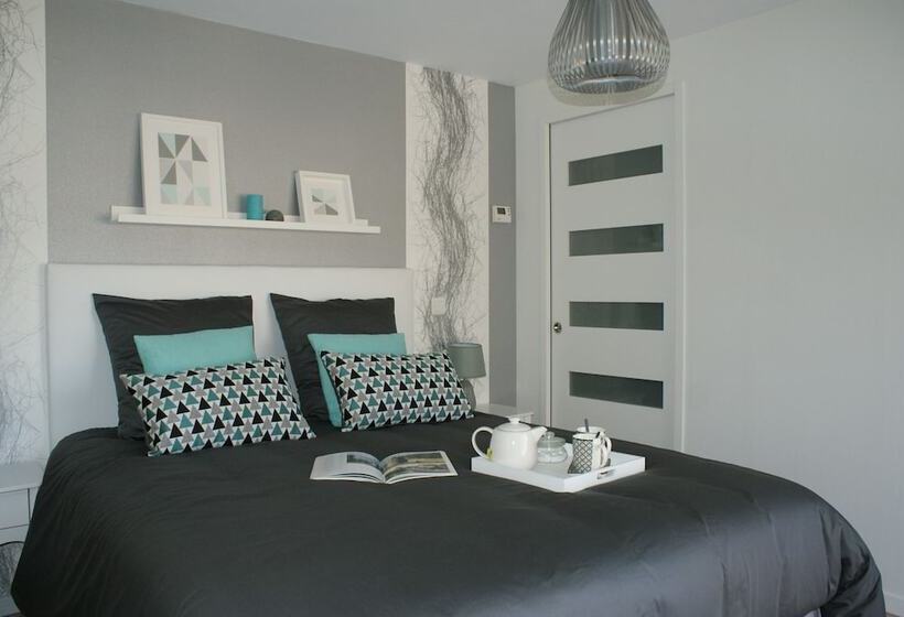 Bed and Breakfast Aux Agapanthes