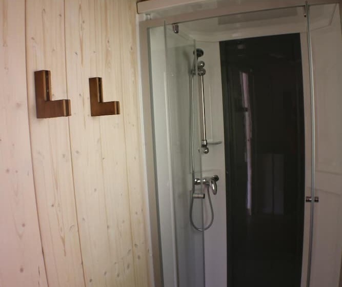 Отель Camping Moulin De Chaules