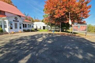 هتل Crabbe Mountain Inn