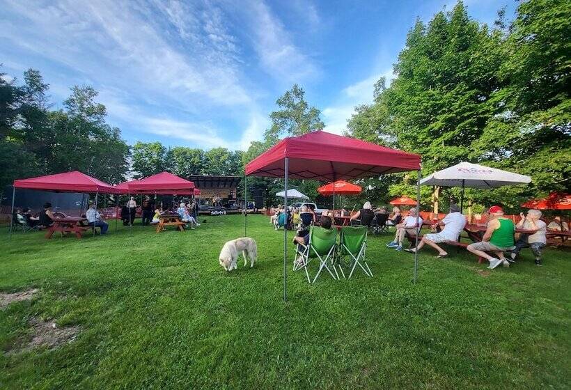 فندق Crabbe Mountain Inn