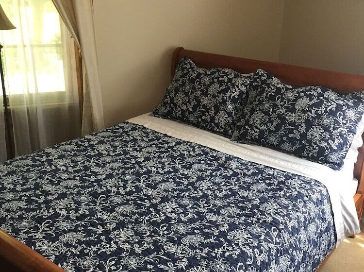 فندق Jardine's Inn