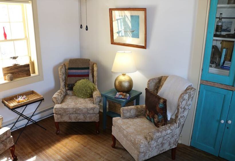 فندق Jardine's Inn