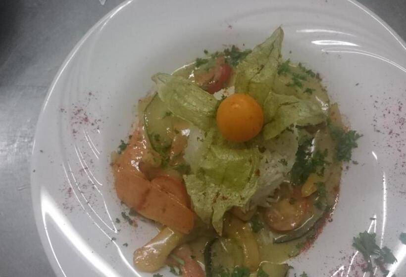 Отель Restaurant Denis