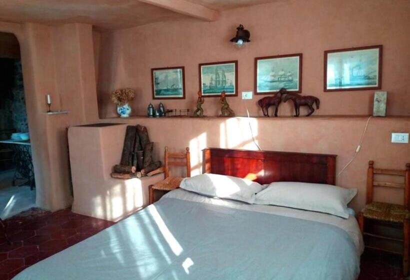 فندق ريفى Agriturismo Di Charme E Ristorante Stallato Il Filo Di Paglia
