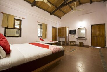 هتل Satya Resort By Oyo Rooms