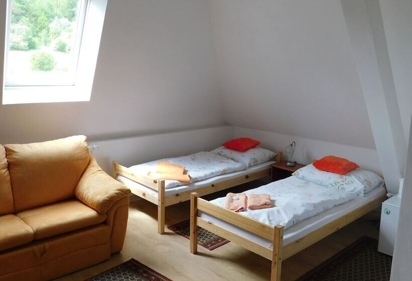 فندق Vila Arnau