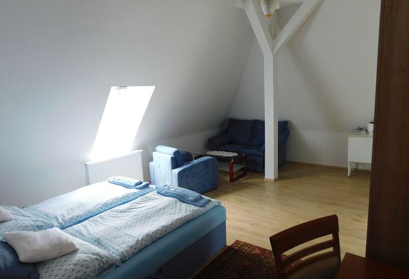فندق Vila Arnau