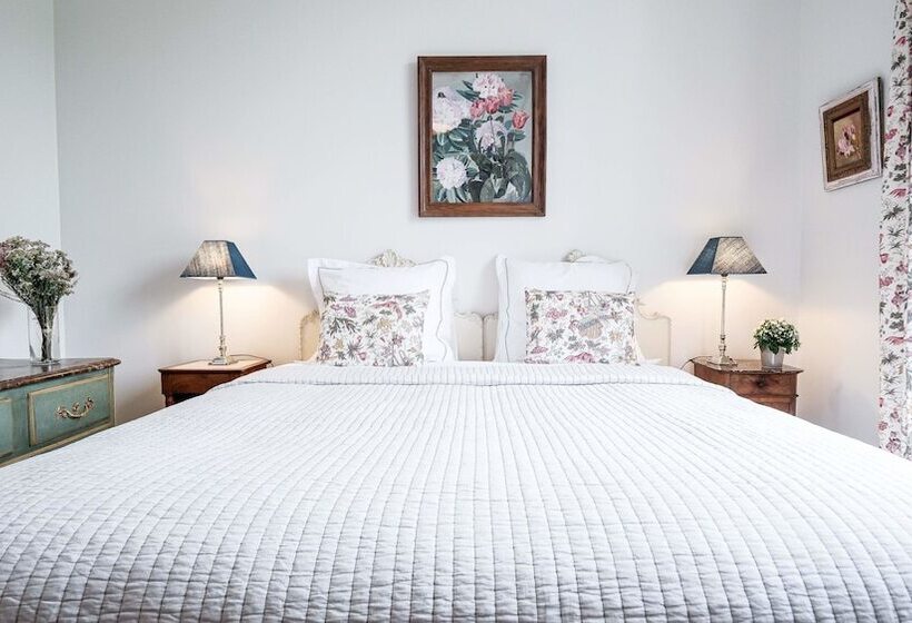 פנסיון La Régie De Courances