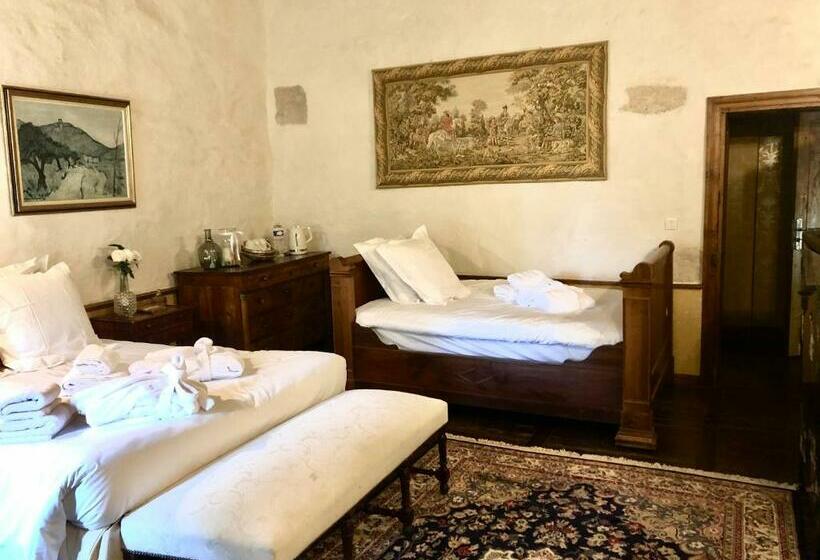 ペンション Domaine Du Très Haut   Château De Montanges