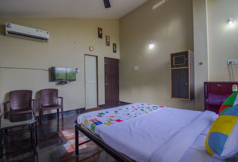 Пансион Satpurush Guest House By Oyo Rooms