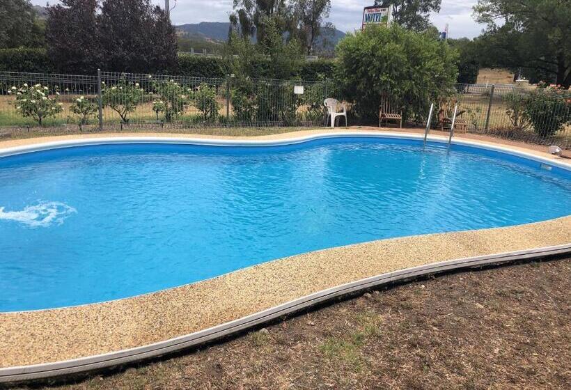 Valley View Motel