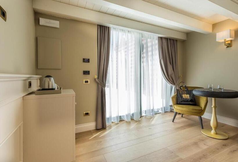 Bed and Breakfast Boutique Hotel Villa Zoppi   Adults Only