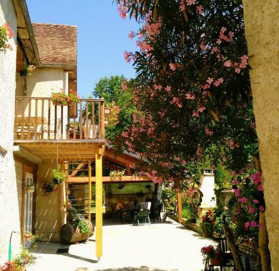 Bed and Breakfast Chez Bouju