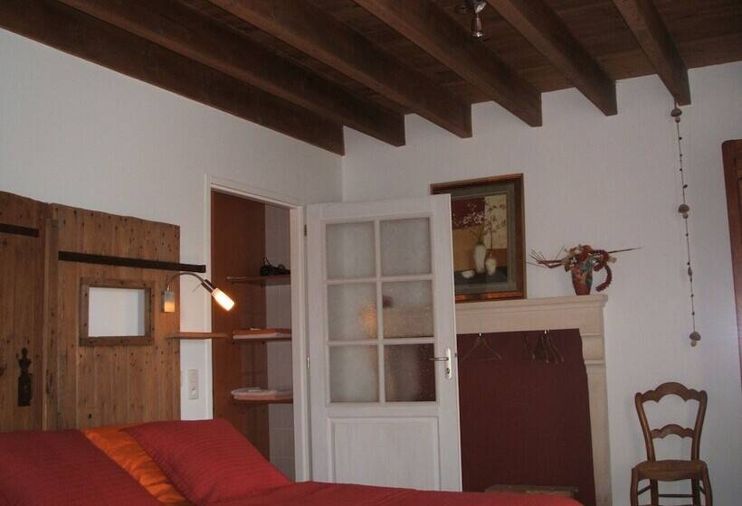 مبيت وإفطار Chambres D Hôtes La Charrière