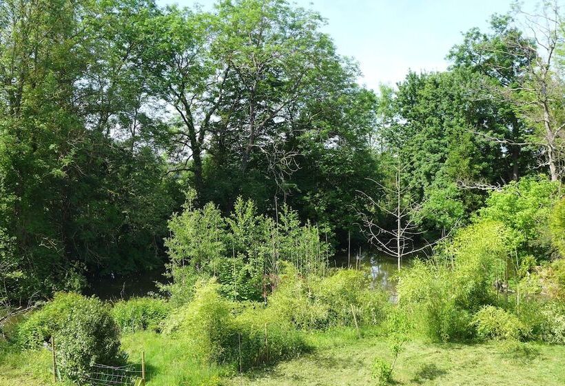 צימר Domaine De L Arche De René